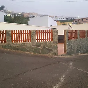 https://vv-juana.in-canary-islands.com